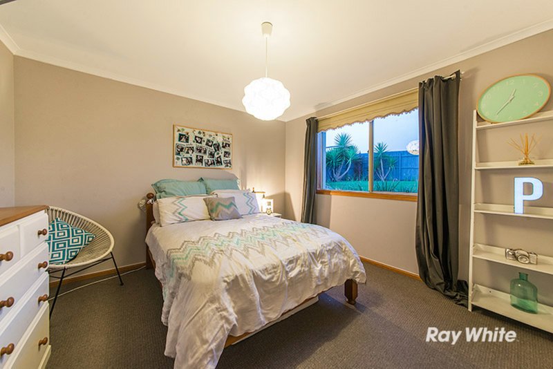 Photo - 6 Kestral Close, Blind Bight VIC 3980 - Image 11