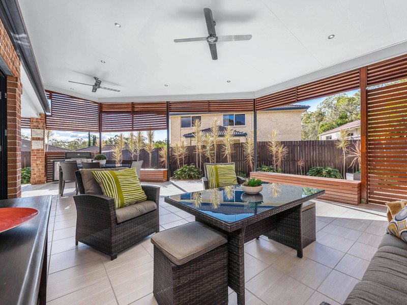 Photo - 6 Kettleton Close, Bridgeman Downs QLD 4035 - Image 13