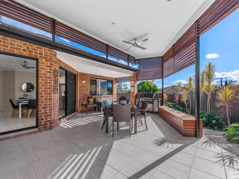 Photo - 6 Kettleton Close, Bridgeman Downs QLD 4035 - Image 15