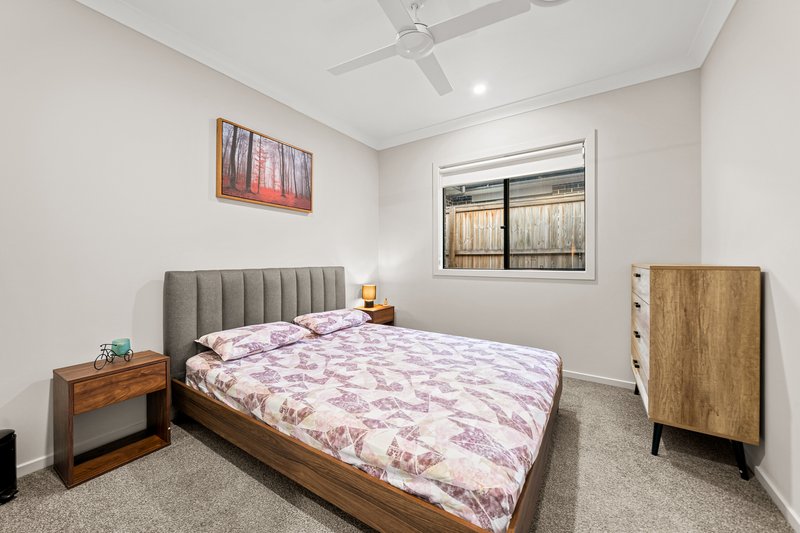 Photo - 6 Killarney Lane, Yarrabilba QLD 4207 - Image 20