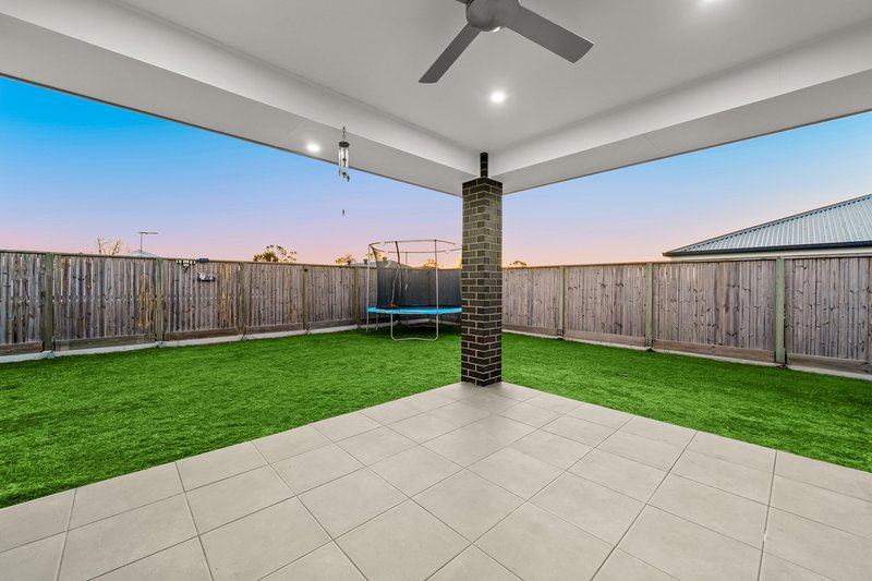 Photo - 6 Killarney Lane, Yarrabilba QLD 4207 - Image 25