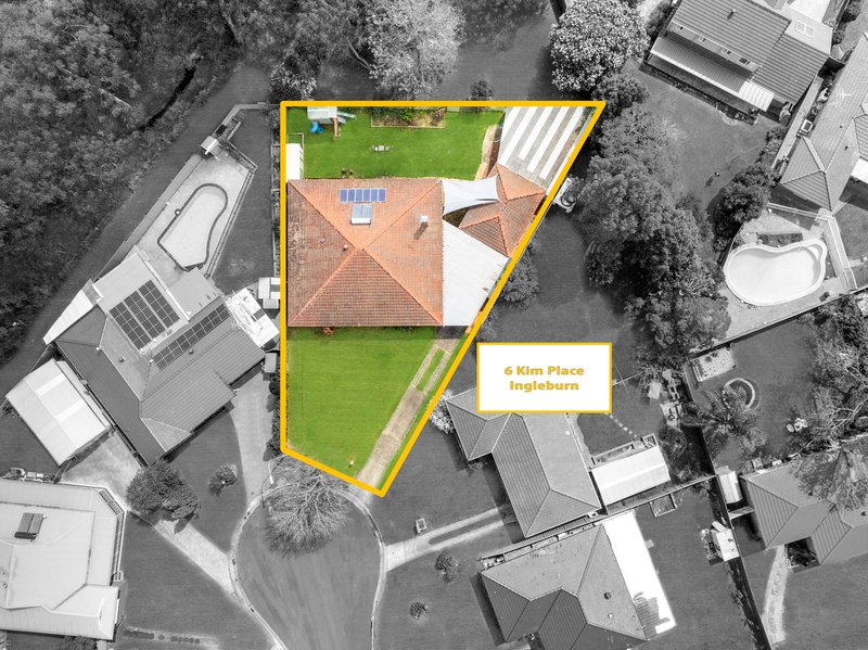 Photo - 6 Kim Place, Ingleburn NSW 2565 - Image 2