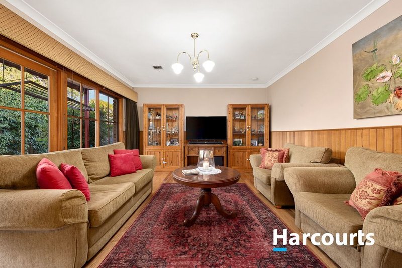 Photo - 6 Kimbolton Drive, Lysterfield VIC 3156 - Image 4