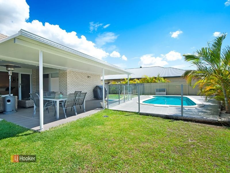 Photo - 6 Kingdom Circuit, North Lakes QLD 4509 - Image 22