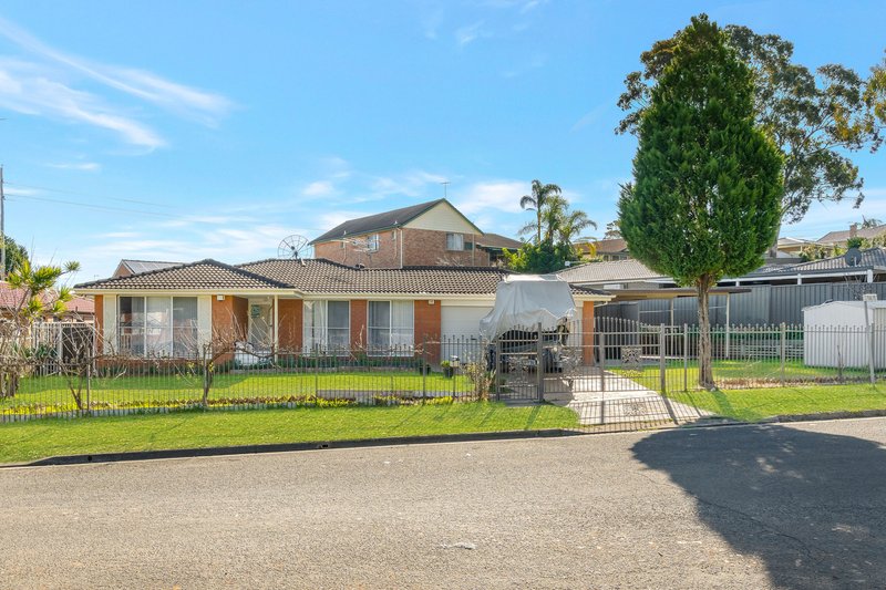 6 Kingfisher Avenue, Hinchinbrook NSW 2168