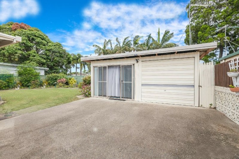 Photo - 6 Kingfisher Dr , Bongaree QLD 4507 - Image 14