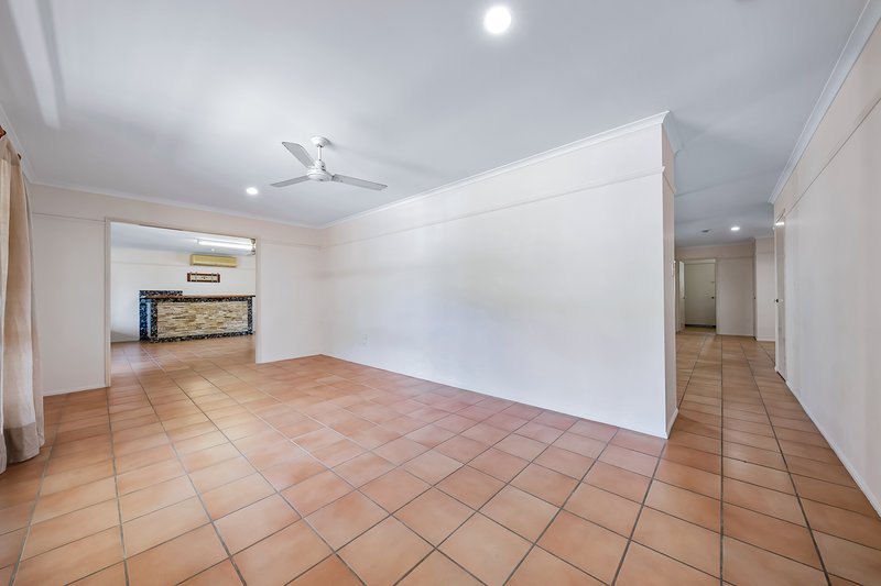 Photo - 6 Kingfisher Terrace, Jubilee Pocket QLD 4802 - Image 9