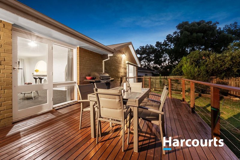 Photo - 6 Kingloch Parade, Wantirna VIC 3152 - Image 4