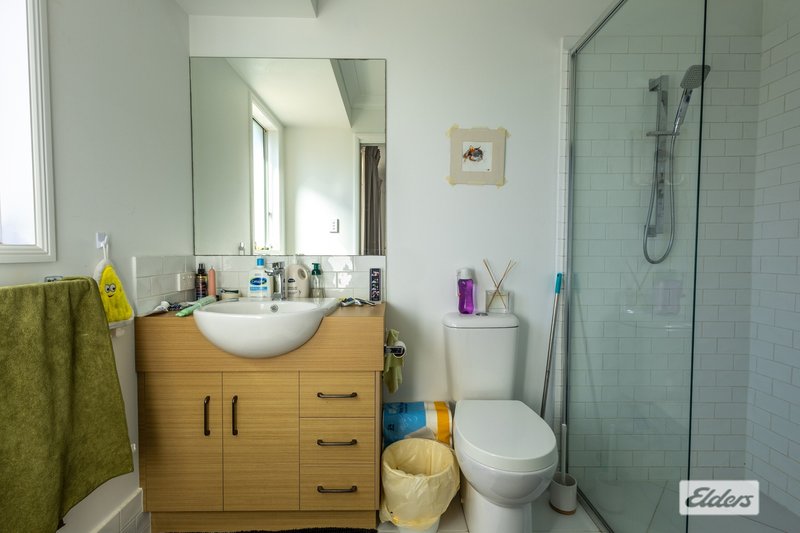 Photo - 6 Kings Crescent, Gatton QLD 4343 - Image 8