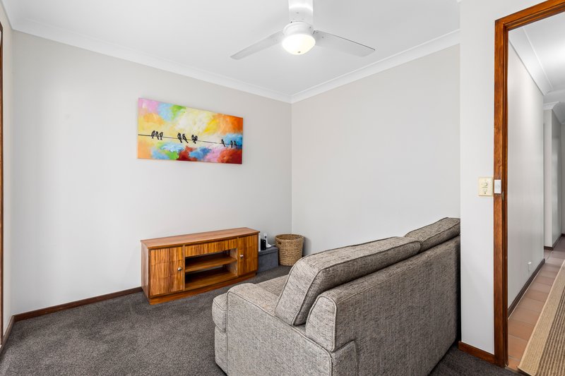 Photo - 6 Kinross Place, Ferny Grove QLD 4055 - Image 6