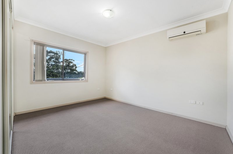 Photo - 6 Kiola Street, Smithfield NSW 2164 - Image 13