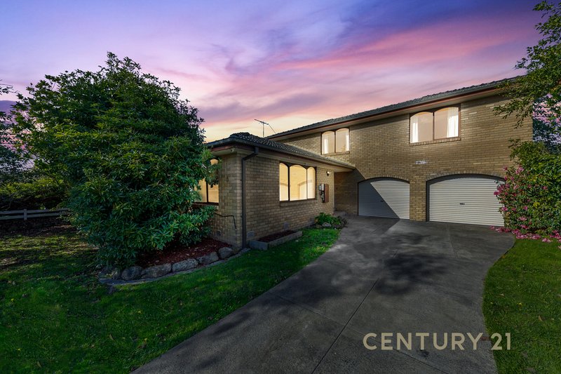 6 Kirra Court, Pakenham VIC 3810