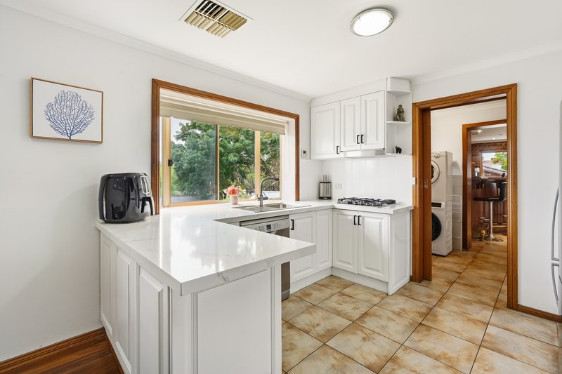 Photo - 6 Kirrawee Drive, Redwood Park SA 5097 - Image 9