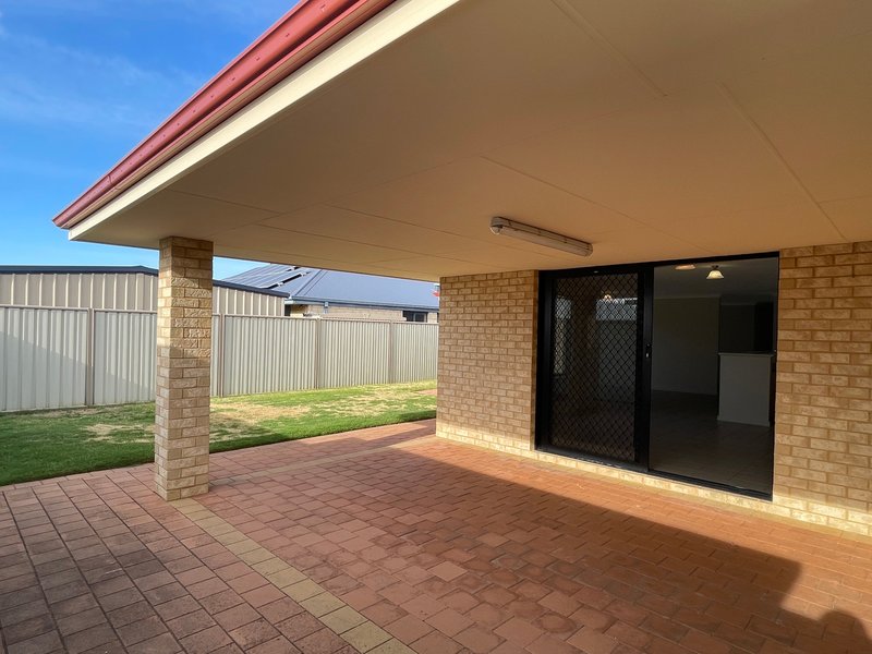 Photo - 6 Koolan Way, Secret Harbour WA 6173 - Image 3