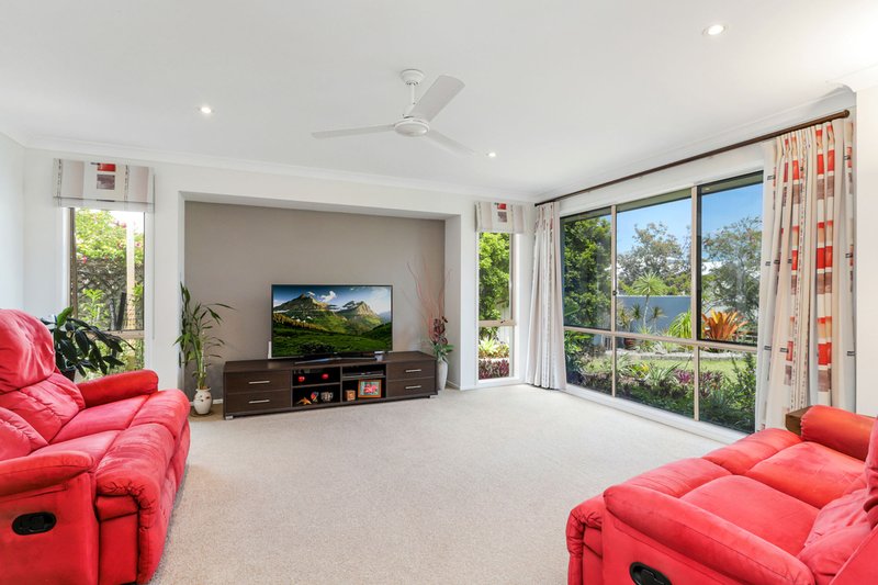 Photo - 6 Koopa Place, Pelican Waters QLD 4551 - Image 13