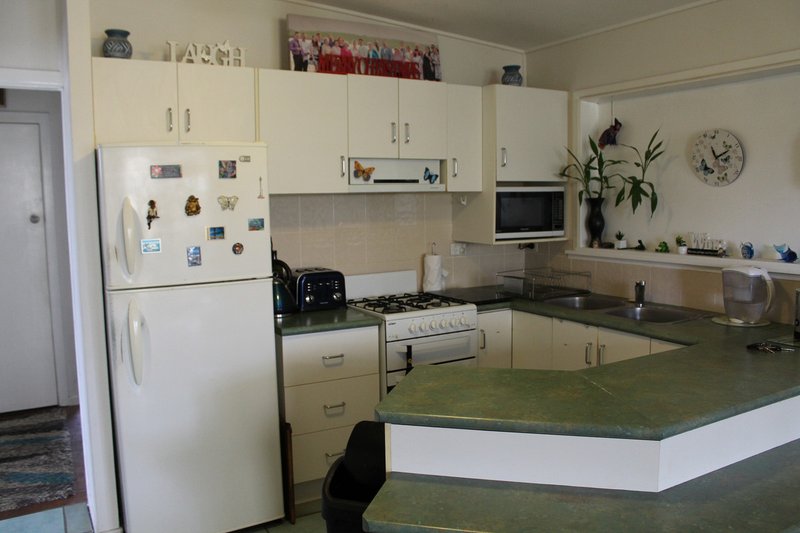 Photo - 6 Koopa Street, Bongaree QLD 4507 - Image 4