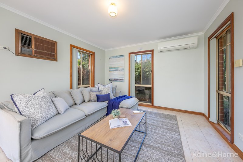 Photo - 6 Koriella Drive, Sunbury VIC 3429 - Image 3