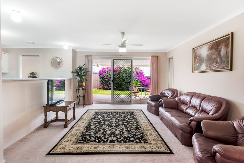 Photo - 6 Kurrajong Court, Aberfoyle Park SA 5159 - Image 7