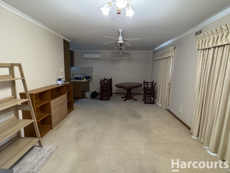 Photo - 6 Kurrajong Court, Horsham VIC 3400 - Image 2