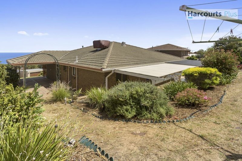 Photo - 6 Kurrambi Crescent, Hallett Cove SA 5158 - Image 19