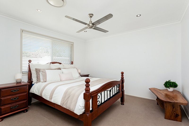 Photo - 6 Kurrawa Avenue, Mermaid Waters QLD 4218 - Image 14