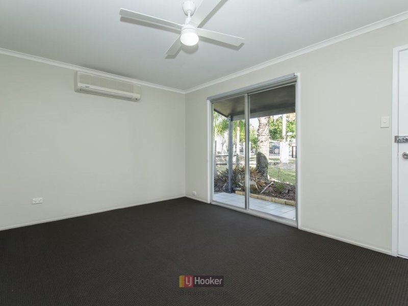 Photo - 6 Kyogle Street, Crestmead QLD 4132 - Image 6