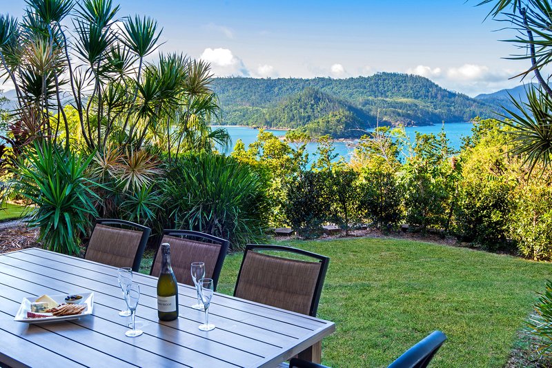 Photo - 6 La Bella 1 Coral Sea Avenue, Hamilton Island QLD 4803 - Image 5