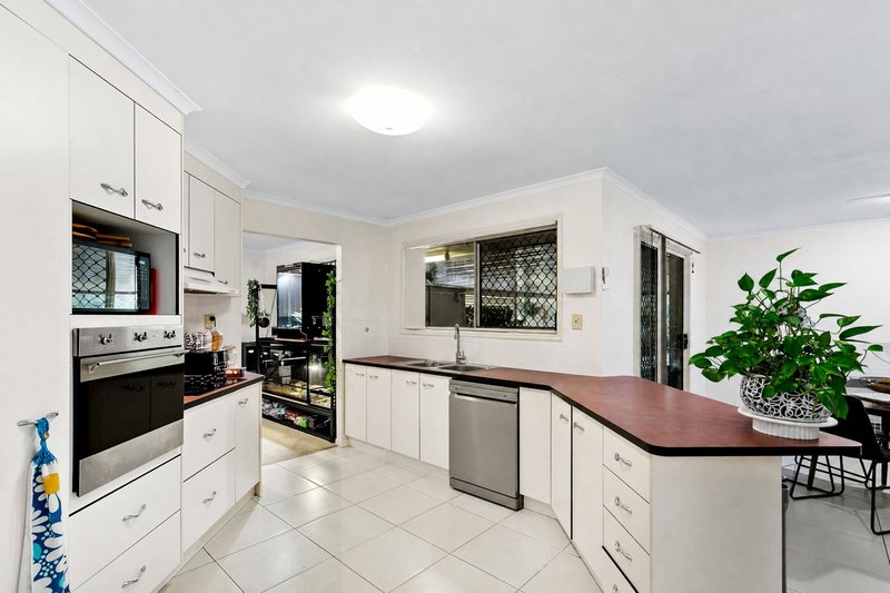 Photo - 6 Lady Penrhyn Drive, Eli Waters QLD 4655 - Image 9