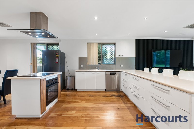 Photo - 6 Ladywell Street, Beckenham WA 6107 - Image 11