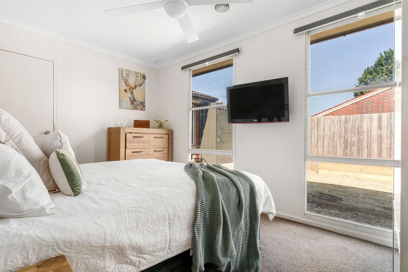 Photo - 6 Lae Court, Hastings VIC 3915 - Image 5