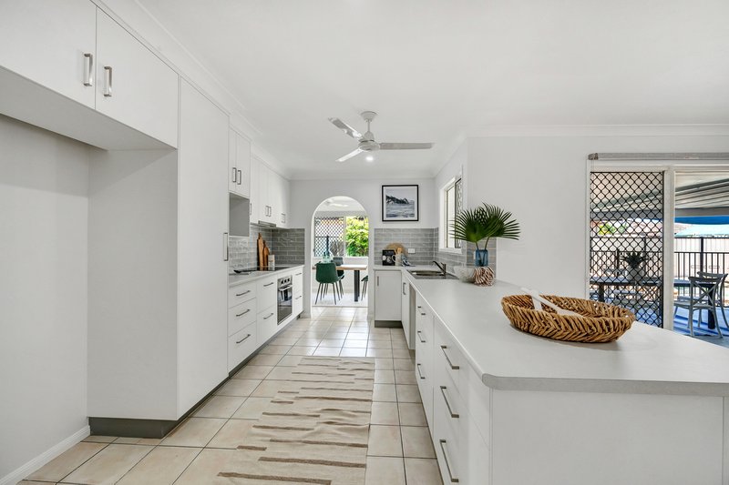 Photo - 6 Laguna Avenue, Kirwan QLD 4817 - Image 7