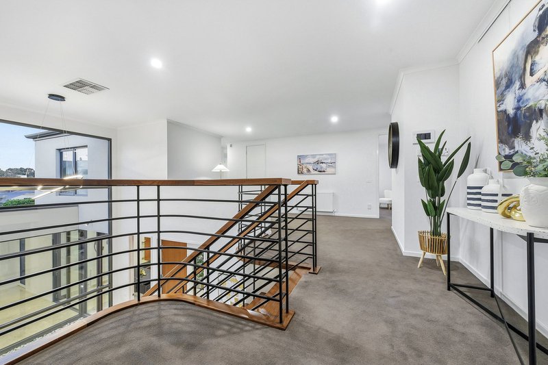 Photo - 6 Lake King Circle, Waterways VIC 3195 - Image 18