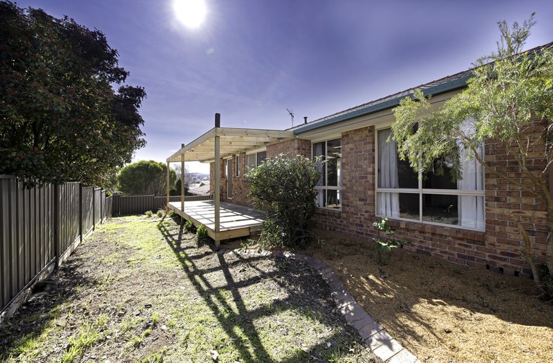 Photo - 6 Lambell Close, Palmerston ACT 2913 - Image 24