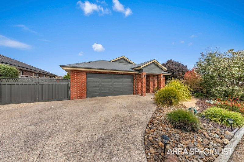 Photo - 6 Landy Circuit, Pakenham VIC 3810 - Image 15