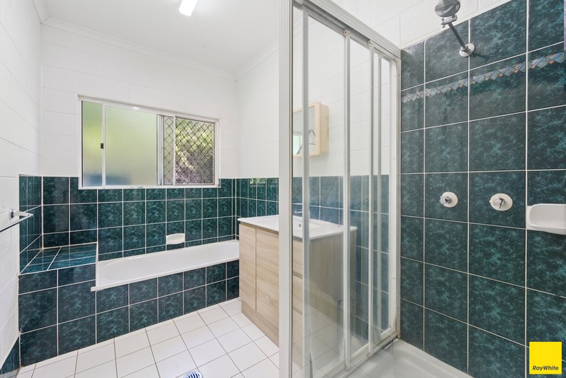 Photo - 6 Langsat Close, Smithfield QLD 4878 - Image 8