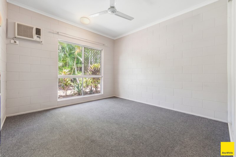 Photo - 6 Langsat Close, Smithfield QLD 4878 - Image 9