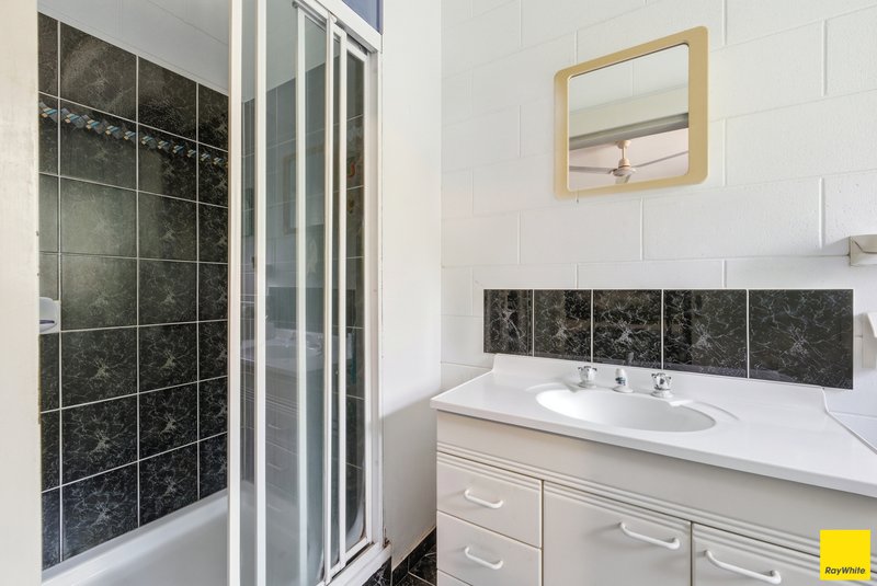 Photo - 6 Langsat Close, Smithfield QLD 4878 - Image 10