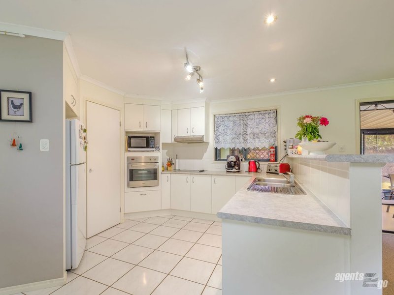 Photo - 6 Lapis Court, Southside QLD 4570 - Image 6