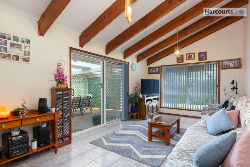 Photo - 6 Lapwing Street, Hallett Cove SA 5158 - Image 6