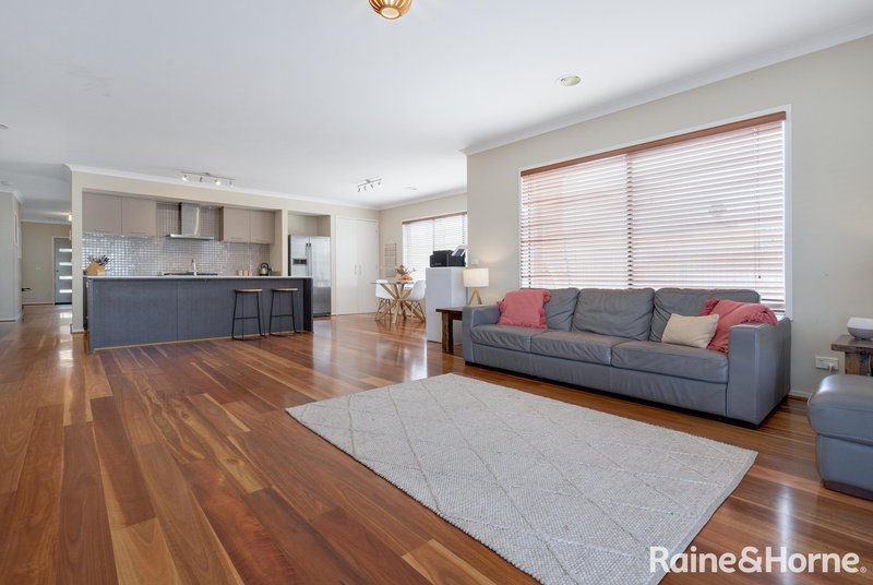 Photo - 6 Larter Court, Riddells Creek VIC 3431 - Image 7