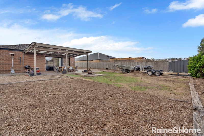 Photo - 6 Larter Court, Riddells Creek VIC 3431 - Image 17