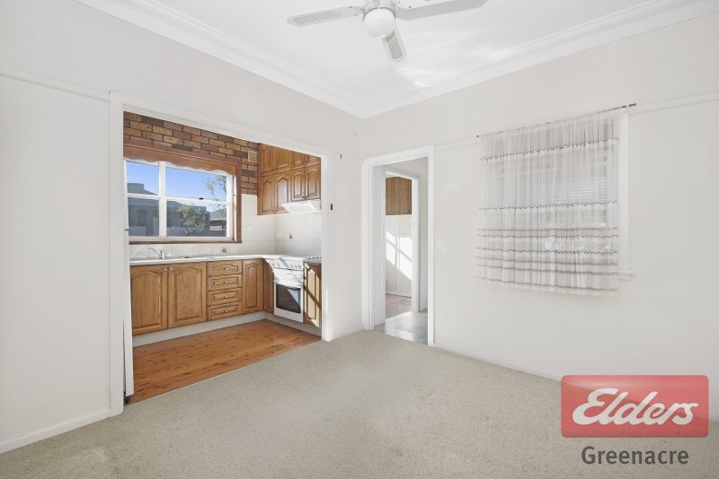 Photo - 6 Lauma Avenue, Greenacre NSW 2190 - Image 3