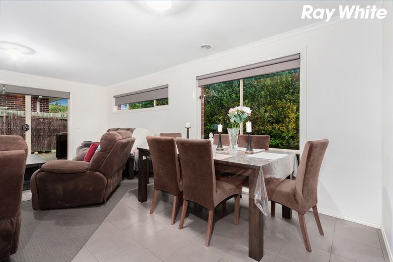 Photo - 6 Laurel Lane, Pakenham VIC 3810 - Image 7