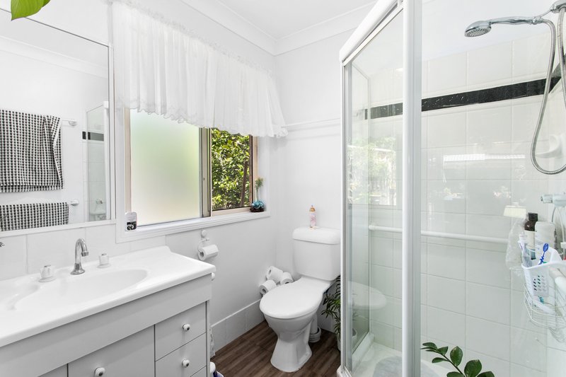 Photo - 6 Lavender Court, Bray Park QLD 4500 - Image 9