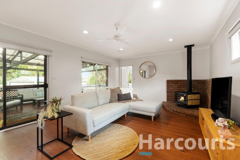 Photo - 6 Laver Court, Wantirna South VIC 3152 - Image 5