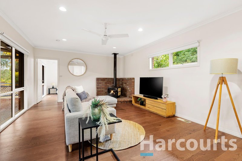 Photo - 6 Laver Court, Wantirna South VIC 3152 - Image 6