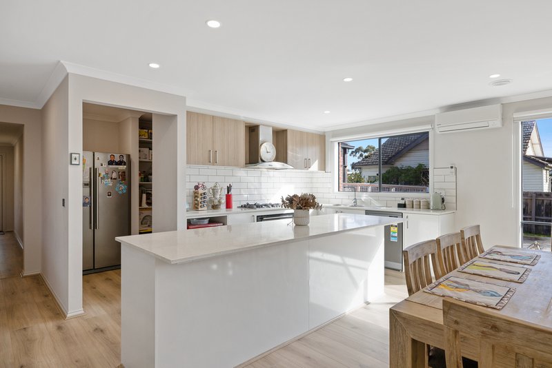 Photo - 6 Lawrence Avenue, Cowes VIC 3922 - Image 4