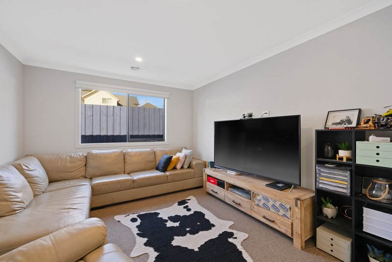 Photo - 6 Lawrence Avenue, Cowes VIC 3922 - Image 8