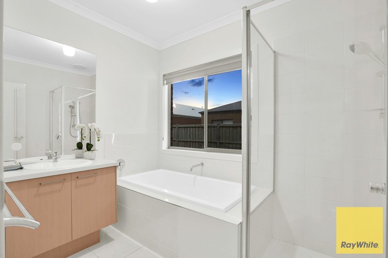 Photo - 6 Lay Street, Tarneit VIC 3029 - Image 15