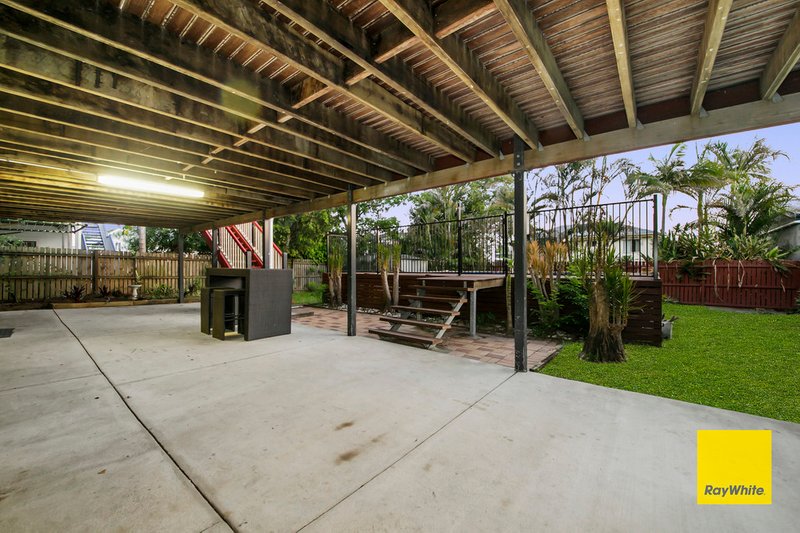 Photo - 6 Leadale Street, Wynnum West QLD 4178 - Image 11